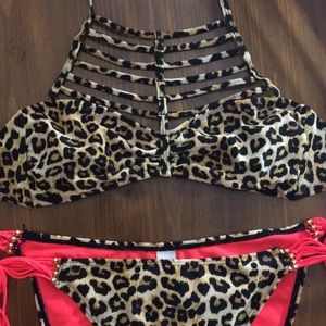 Leopard print bikini 🐆💖